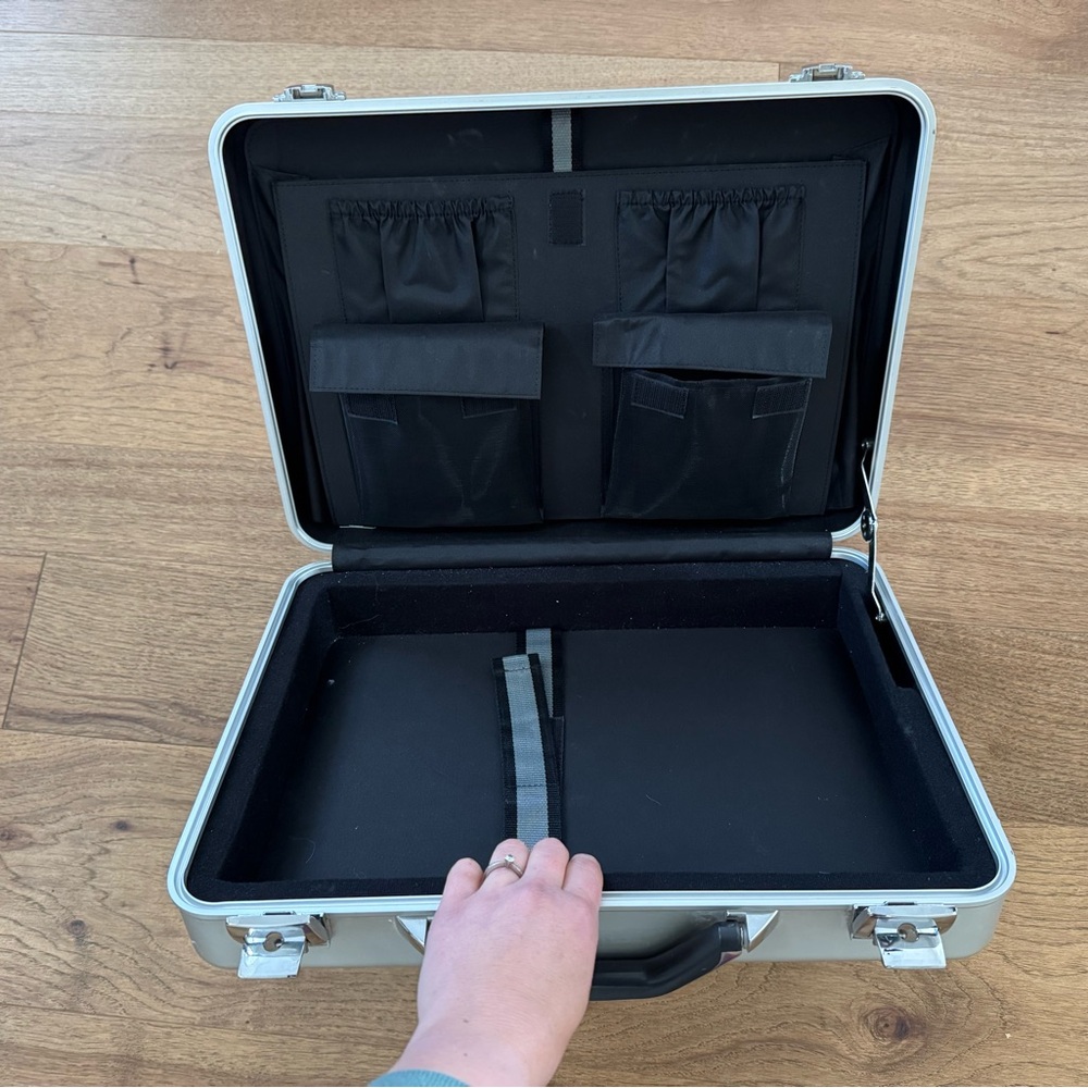 Halliburton Briefcase for Men - Picture 9 of 9